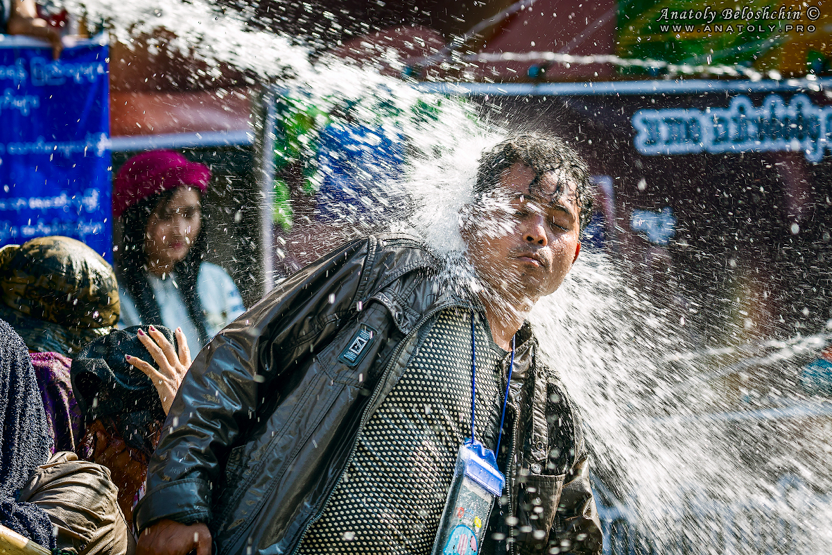 Myanmar - New Year ( Water Festival )
