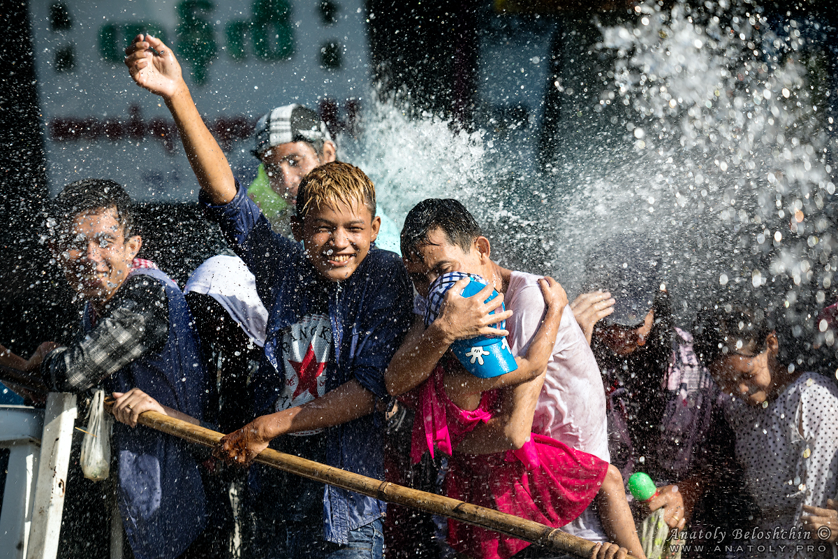 Myanmar - New Year ( Water Festival )