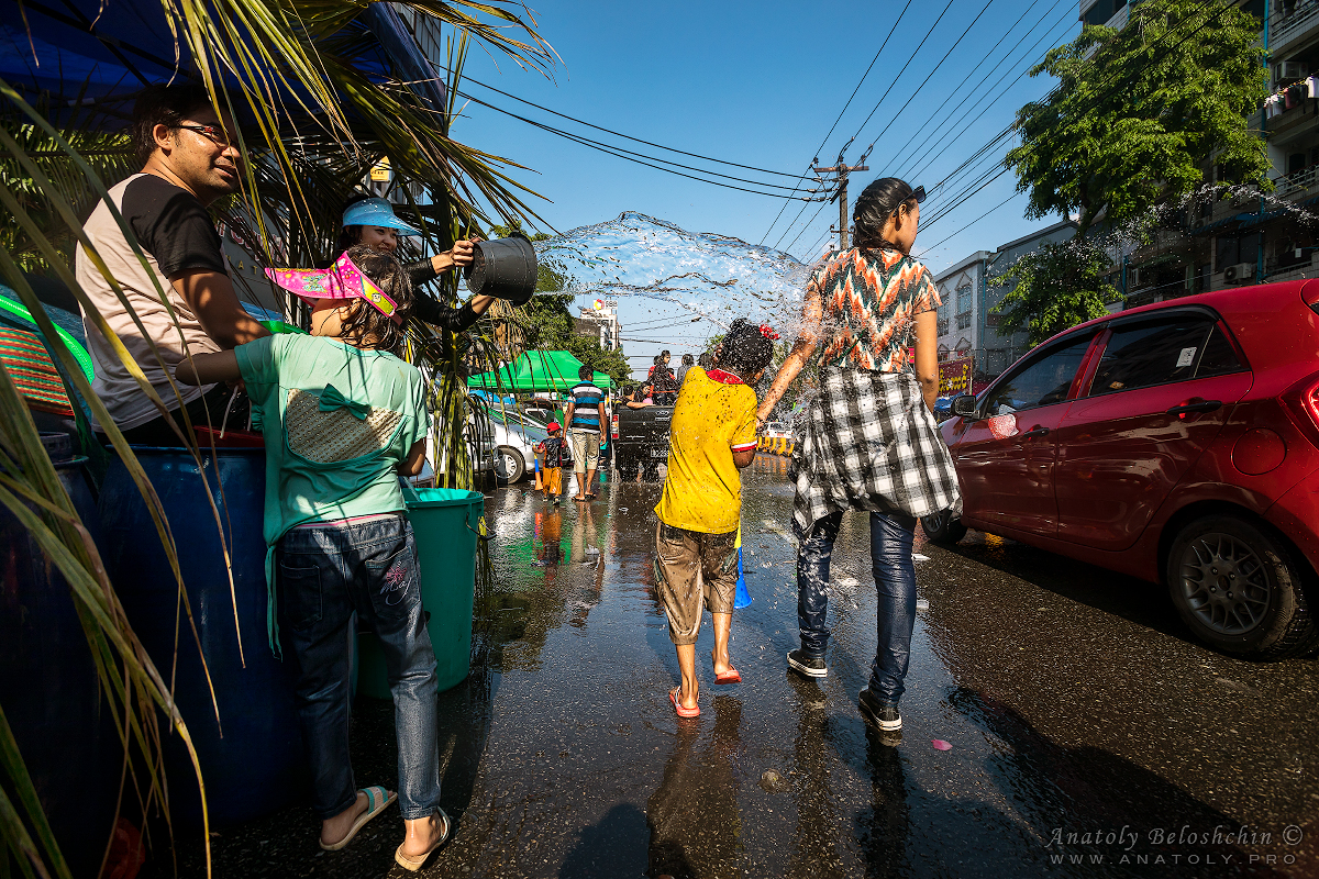 Myanmar - New Year ( Water Festival )