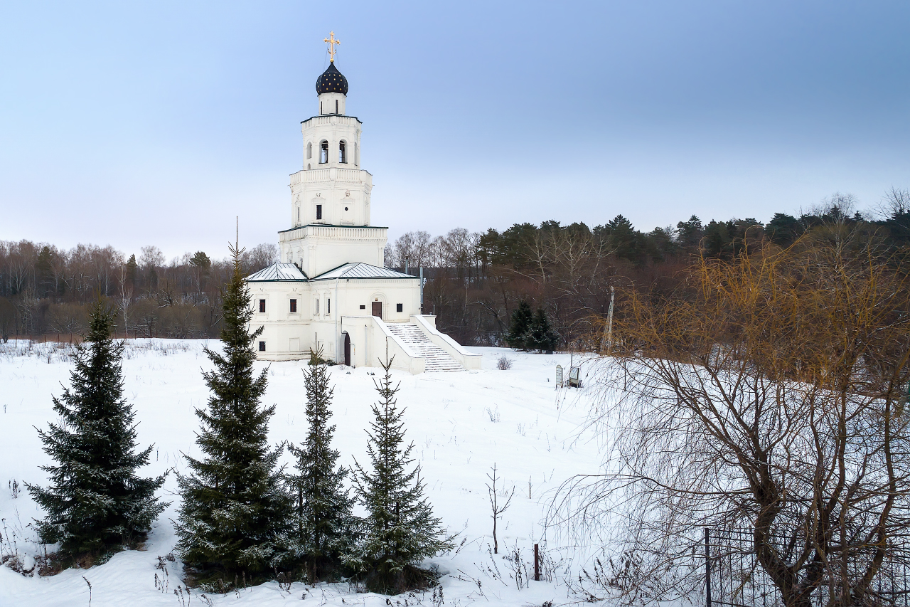 Церковь Вознесения Господня в Сенницах