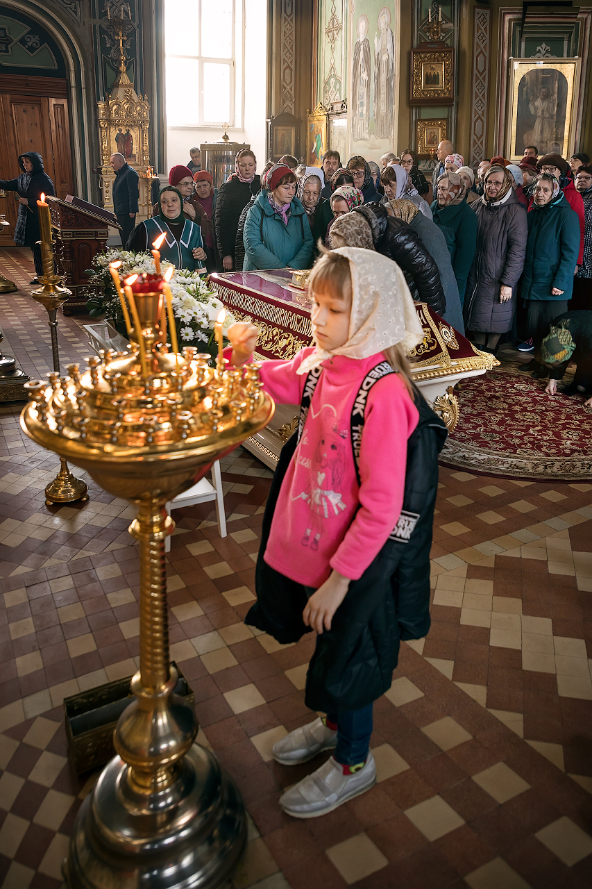 Страстная пятница, Храм Святой Троицы г. Озеры