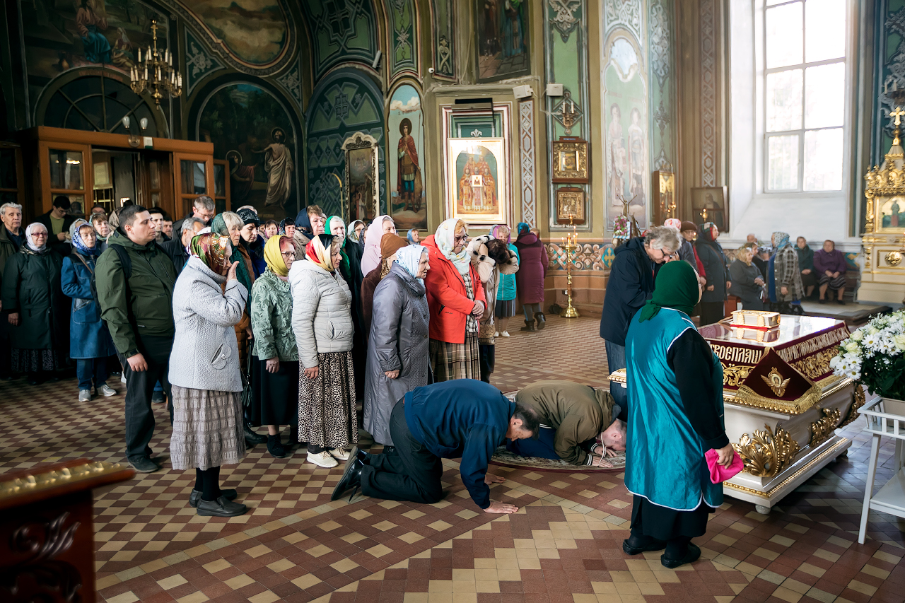 Страстная пятница, Храм Святой Троицы г. Озеры