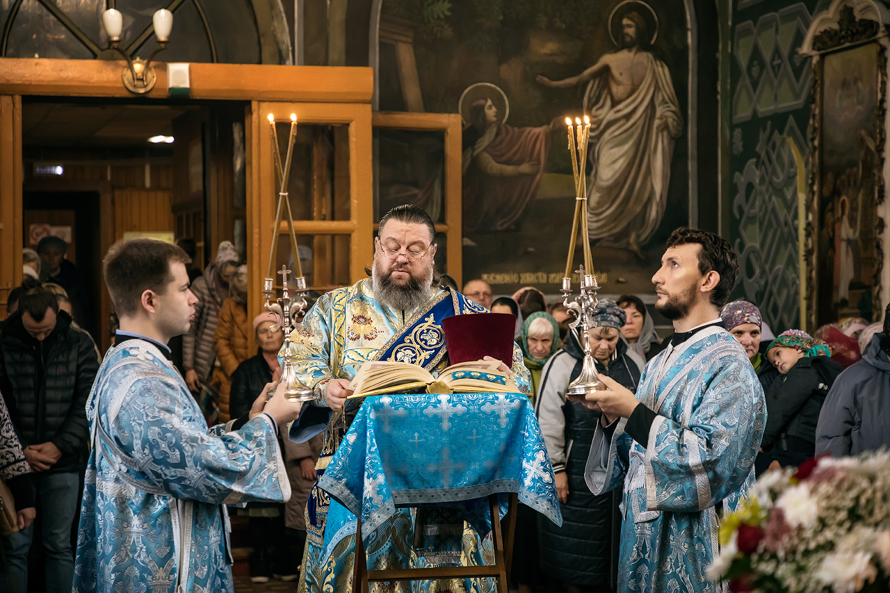 Троицкий Храм, Озёрский благочиннический округ