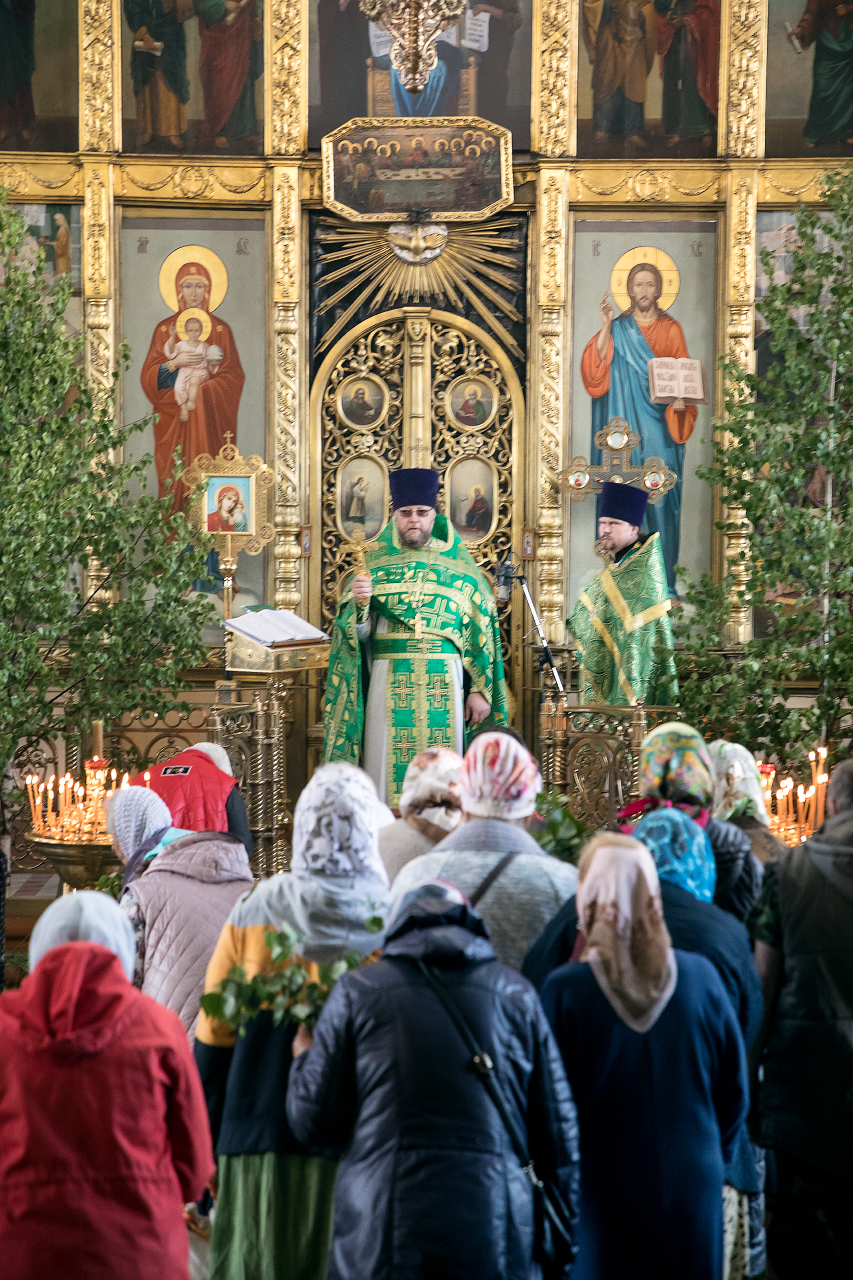 День Святой Троицы, Храм Святой Троицы г.Озеры