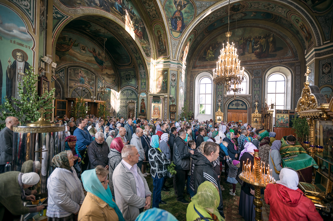 День Святой Троицы, Храм Святой Троицы г.Озеры