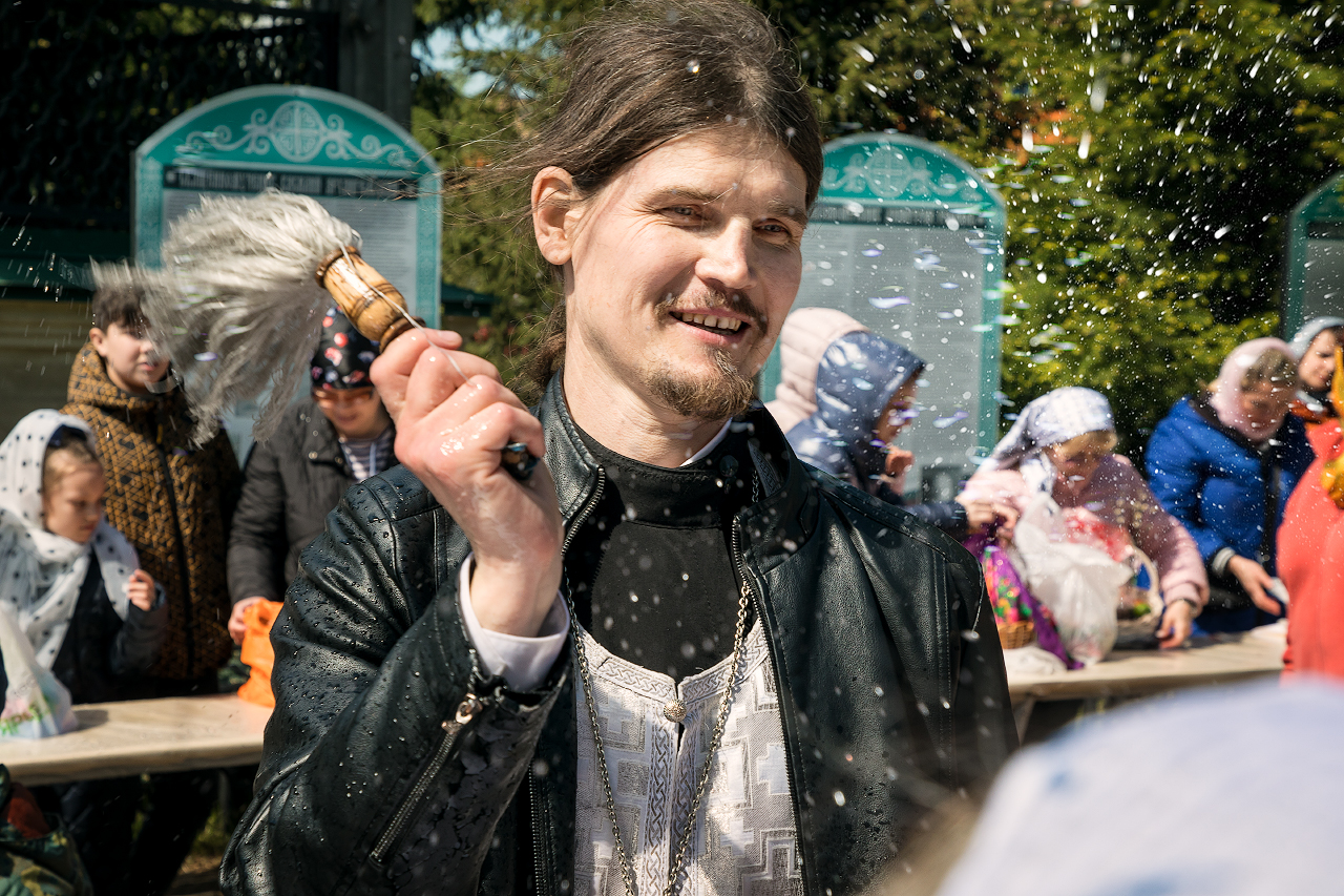 Святая Пасха Христова,  Храм Пресвятой Троицы, г. Озёры