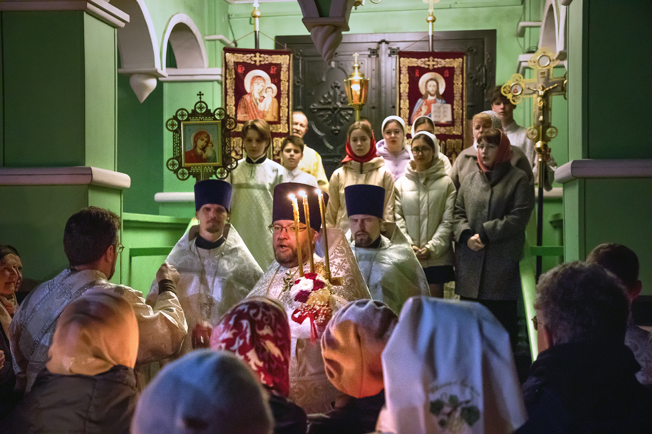 Святая Пасха Христова,  Храм Пресвятой Троицы, г. Озёры