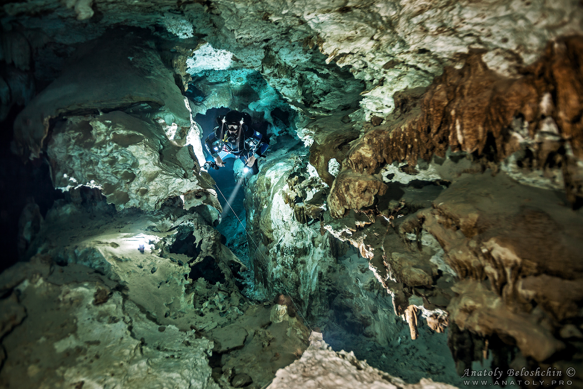 Xunaan Ha cave, Mexico