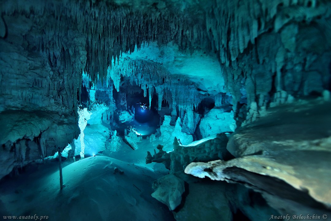 Dos Pisos, cave, Anatoly Beloshchin, Белощин