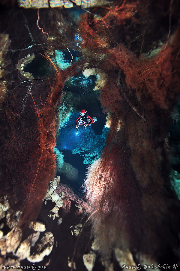 Dos Pisos, cave, Anatoly Beloshchin, Белощин