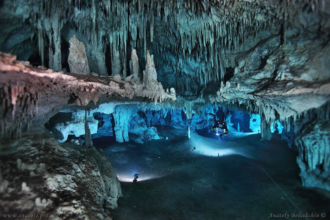 Dos Pisos, cave, Anatoly Beloshchin, Белощин