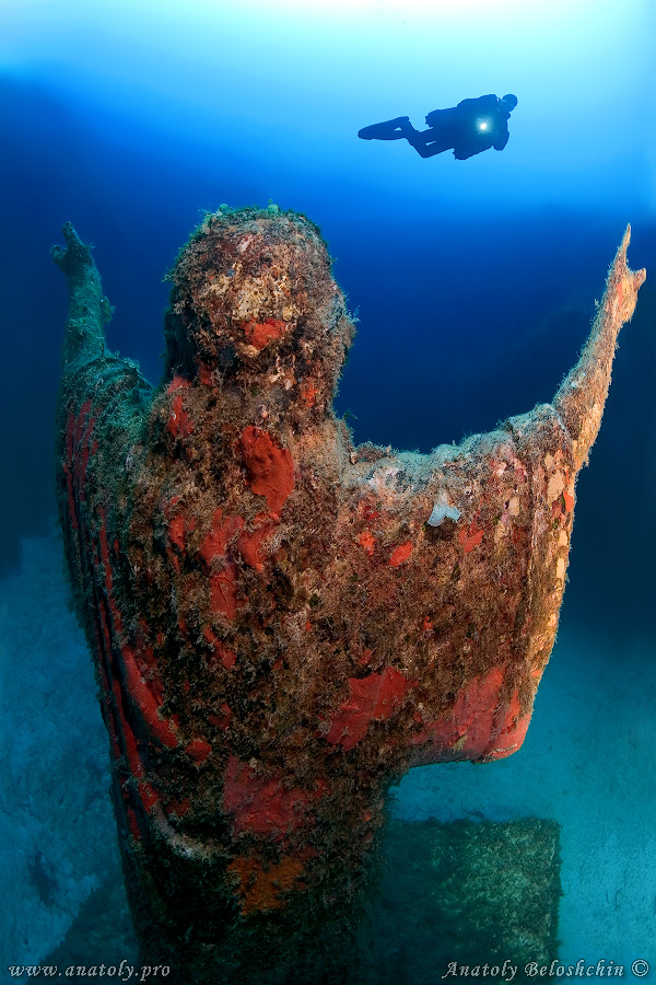 Jesus Christ uw statue, Malta, Anatoly Beloshchin